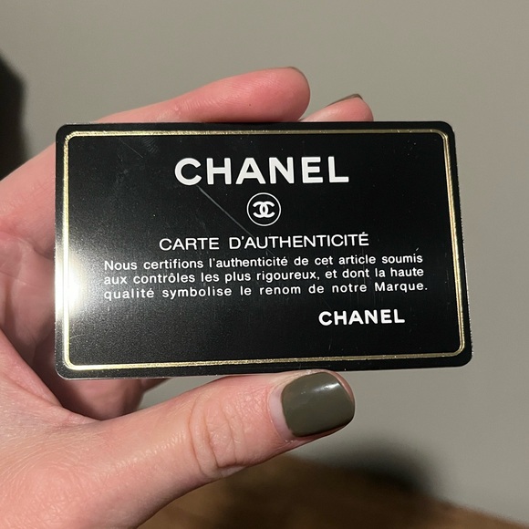 CHANEL Pink Quilted Zip Wallet - Picture 14 of 16